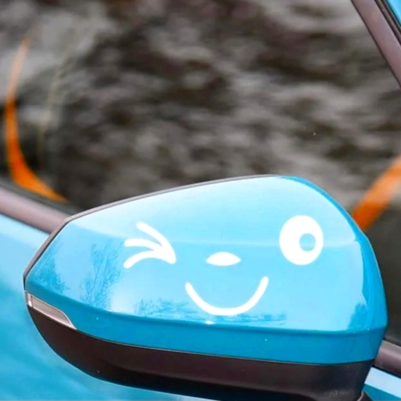 Auto Side Mirrors Wink Smiley Face Decals - Picture 3 of 6